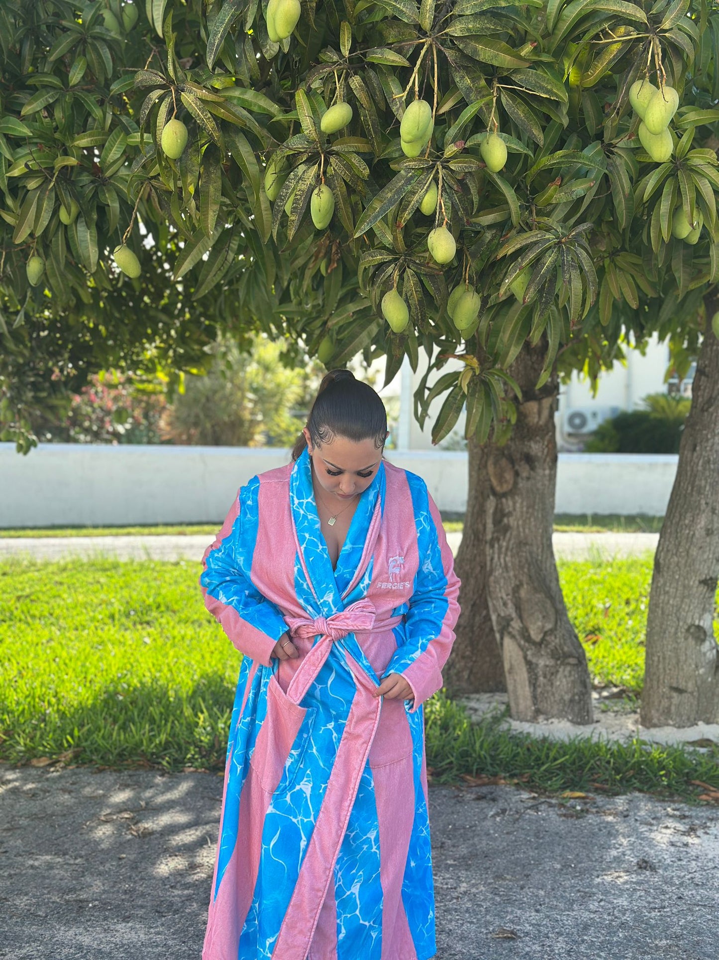 FERGIE’S Paradise Towel Robe