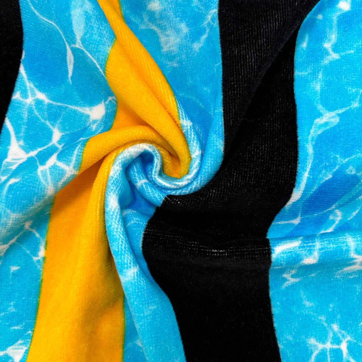 FERGIE'S Bahamian Culture Beach Towel